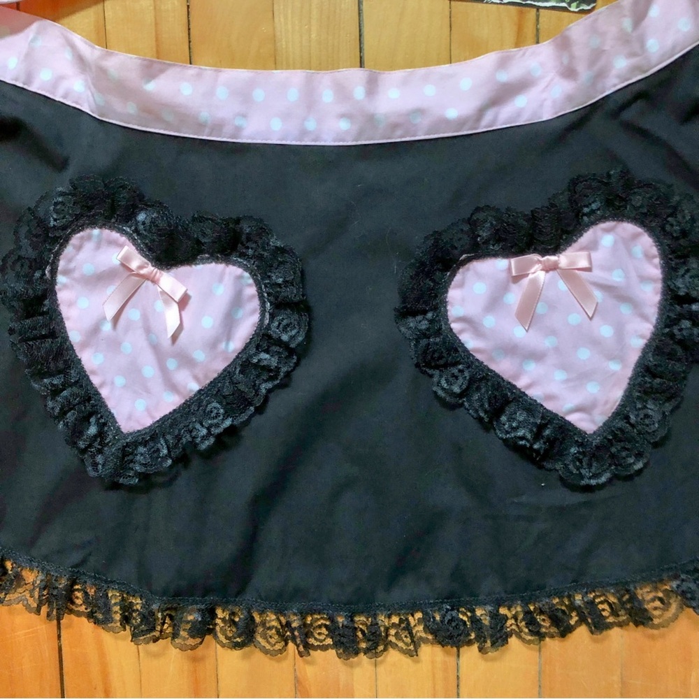 Rare! NWT Lucky 13 Retro Pinup Ruffle Lace Heart Apron Coquette DollsKill - Picture 7 of 10